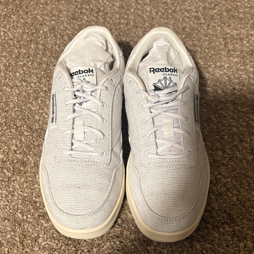 Reebok Classic women’s size 6.5 sneakers.
